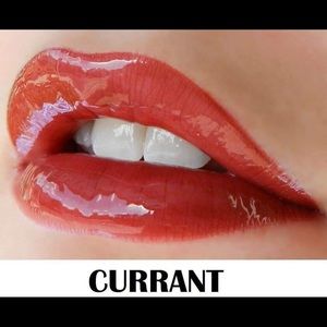 LipSense longlasting lipstick 4-18 hr lip color